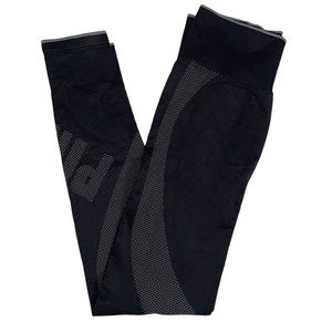 Victoria’s Secret Pink Active Leggings Small Black